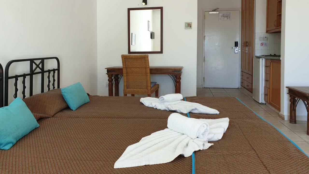 Paramount Hotel Apartments プロタラス エクステリア 写真