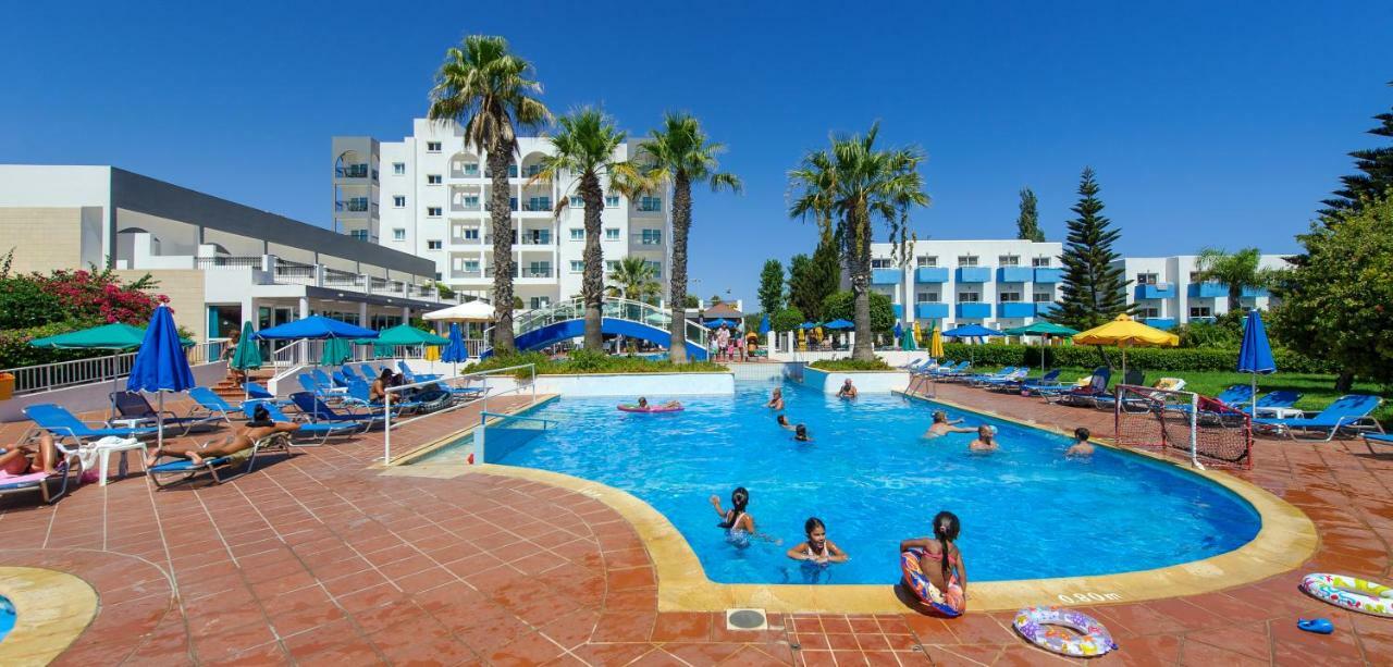 Paramount Hotel Apartments プロタラス エクステリア 写真