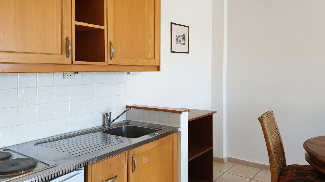 Paramount Hotel Apartments プロタラス エクステリア 写真